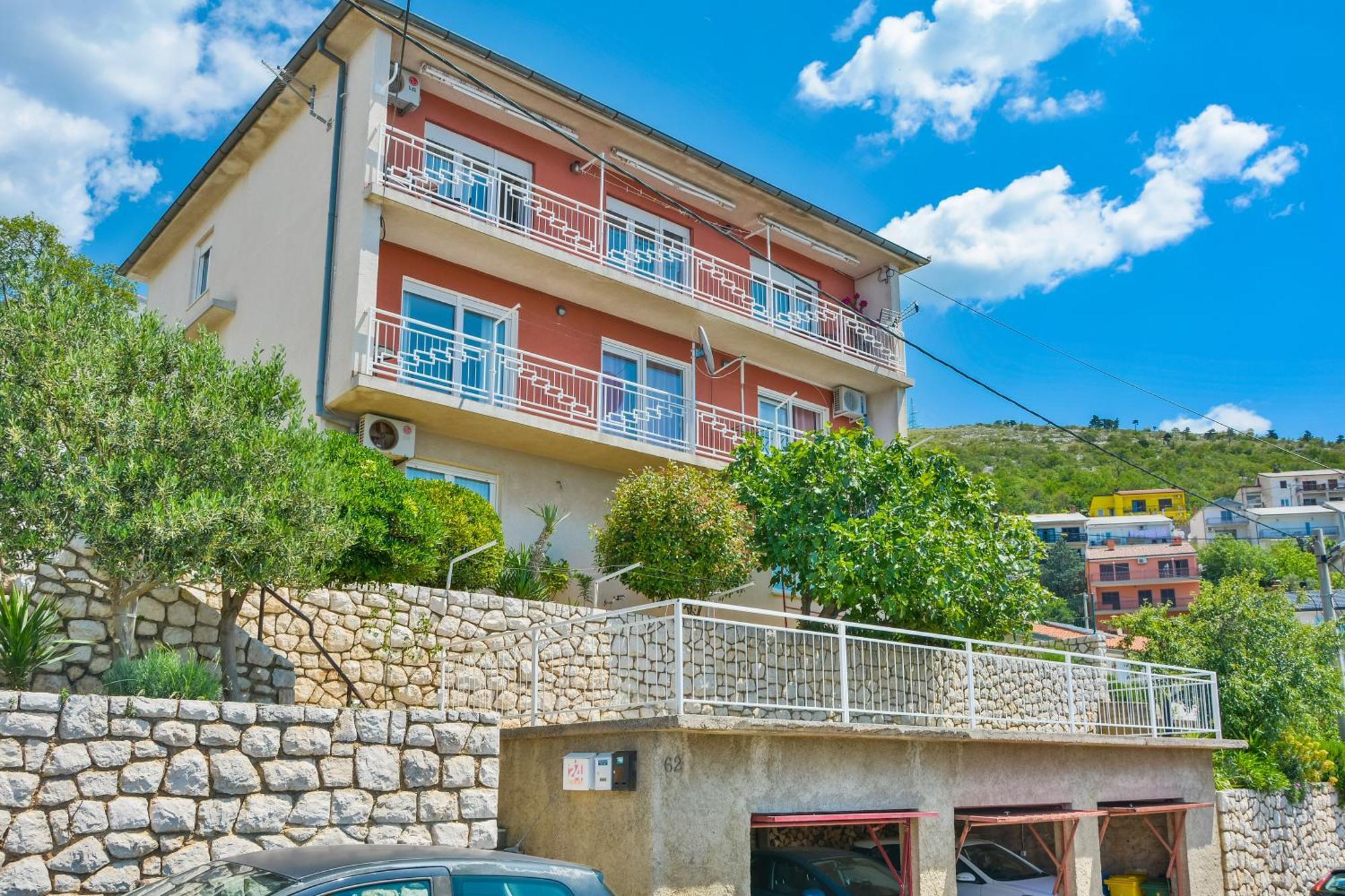 Apartment Luca Сен Екстериор снимка
