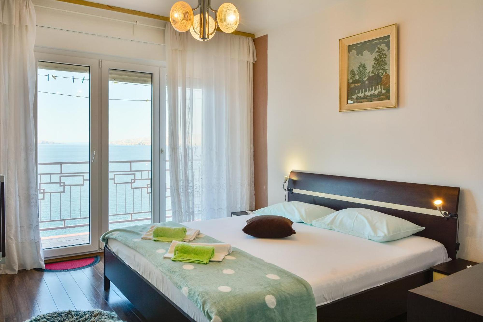 Apartment Luca Сен Екстериор снимка