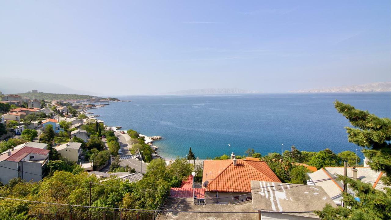 Apartment Luca Сен Екстериор снимка